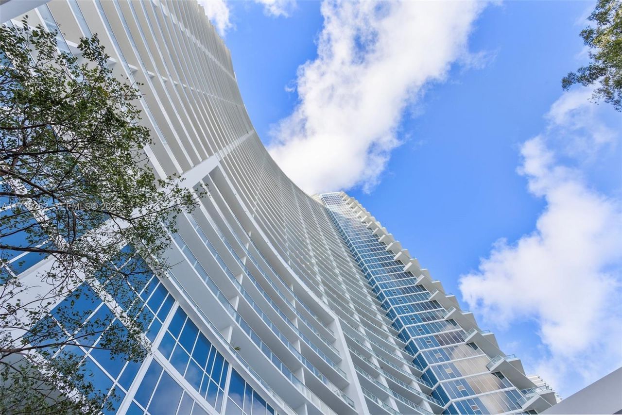 2020 N Bayshore Dr, Unit 3307, Miami, FL 33137 Photo