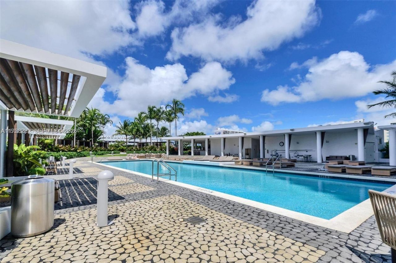 2020 N Bayshore Dr, Unit 3307, Miami, FL 33137 Photo