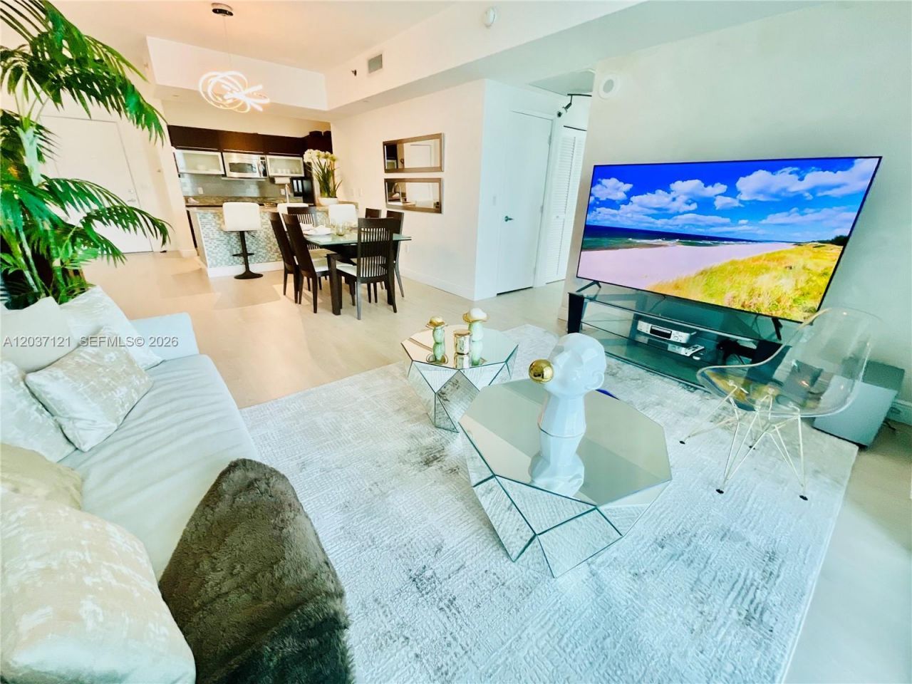 950 Brickell Bay Dr , Unit 2601, Miami, FL 33131 Photo