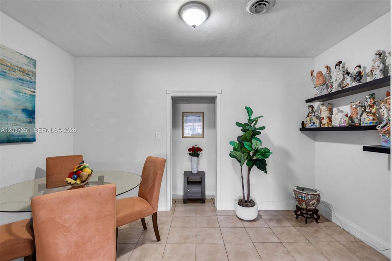 2355 SW 1st St , Miami, FL 33135 Photo