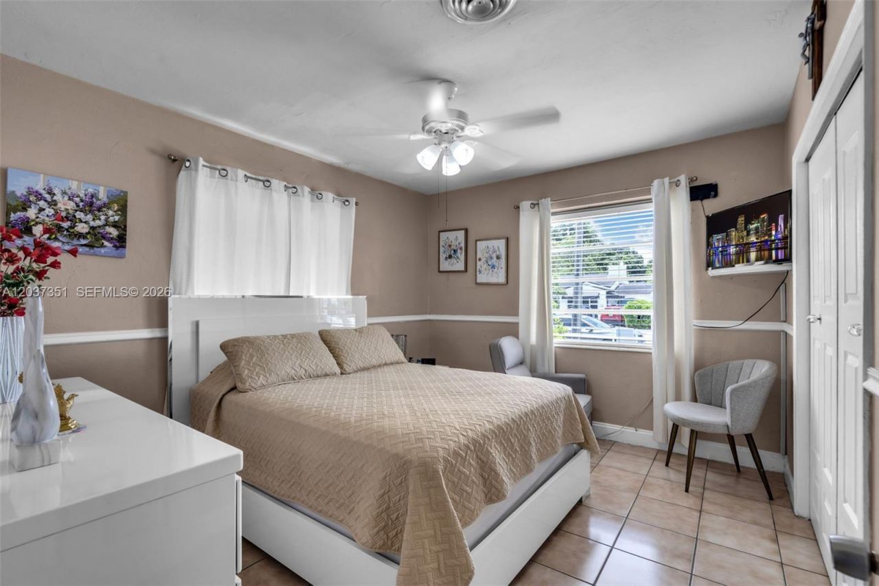 2355 SW 1st St , Miami, FL 33135 Photo