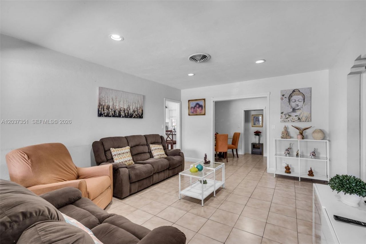 2355 SW 1st St , Miami, FL 33135 Photo