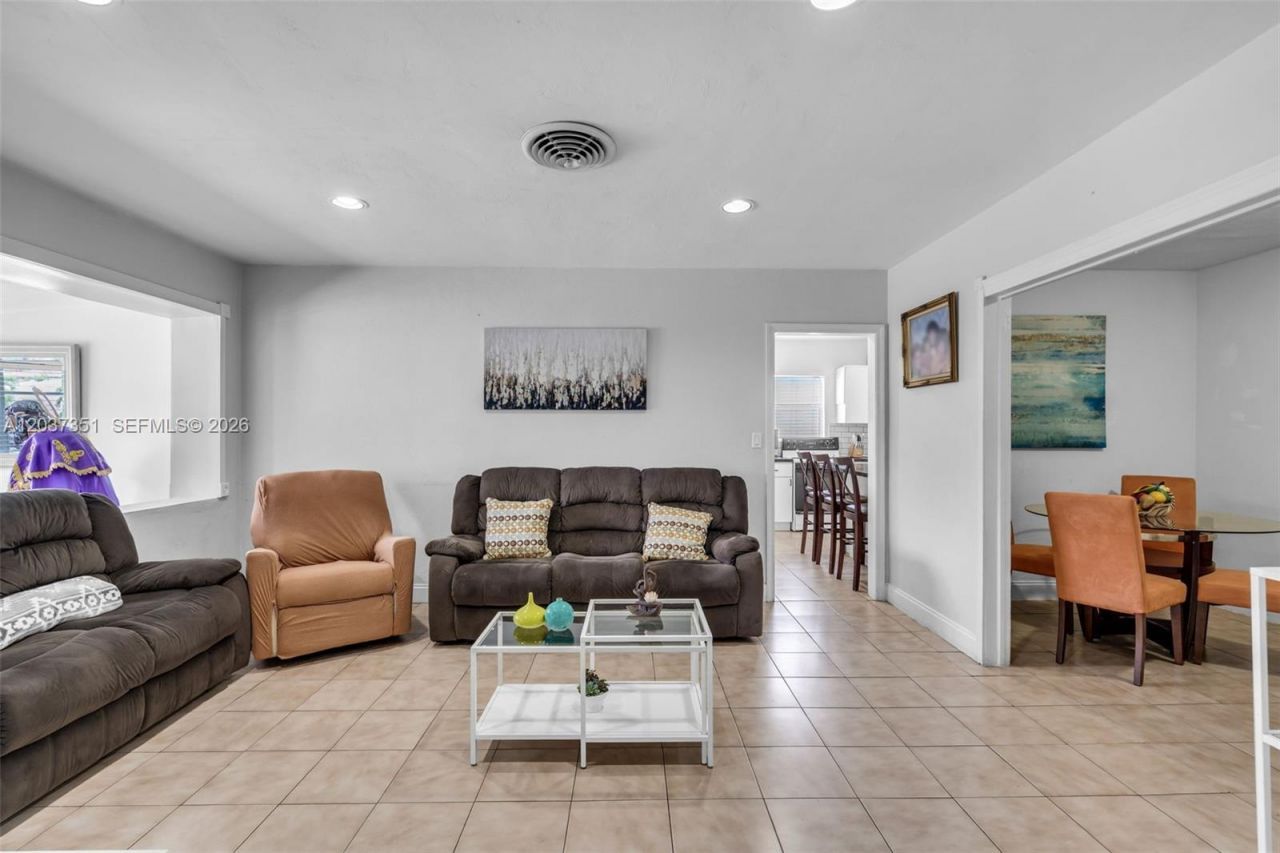 2355 SW 1st St , Miami, FL 33135 Photo