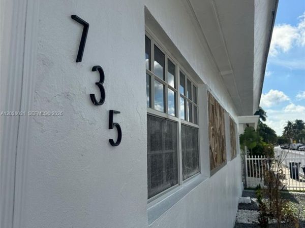 735 83rd St, Unit 3, Miami Beach, FL 33141