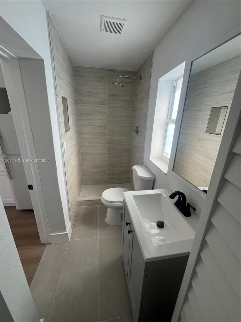 1706 Arthur St , Hollywood, FL 33020 Photo