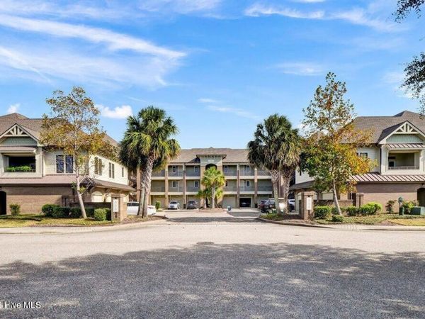 555 Grande Manor Court , Unit 302, Wilmington, NC 28405