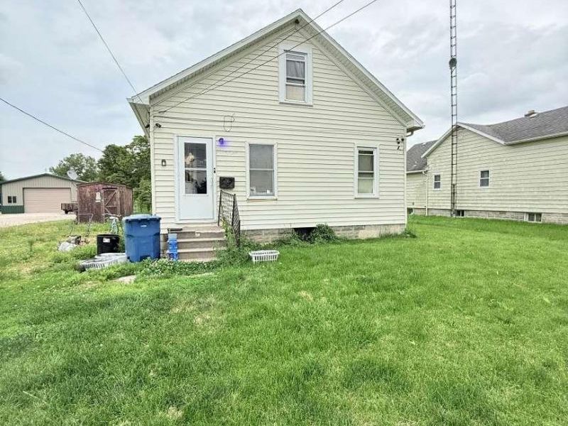 334 N Locust Street, Oak Harbor, OH 43449 Photo 1