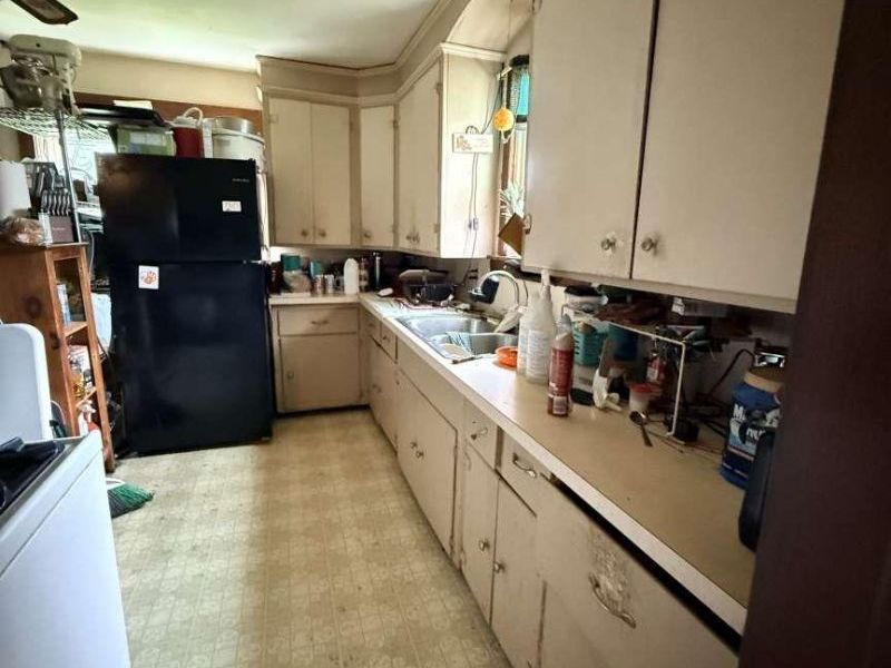 334 N Locust Street, Oak Harbor, OH 43449 Photo 9