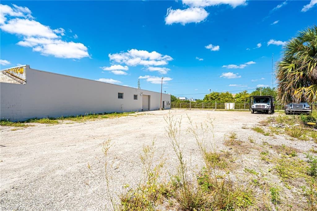 2111 Fowler St , Fort Myers, FL 33901 Photo