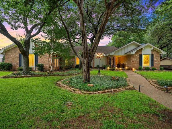 9913 Burgundy Lane , Woodway, TX 76712