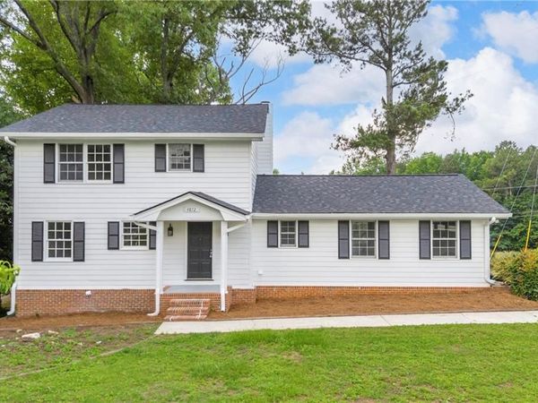 4872 Arrowhead Trail West SW, Lilburn, GA 30047