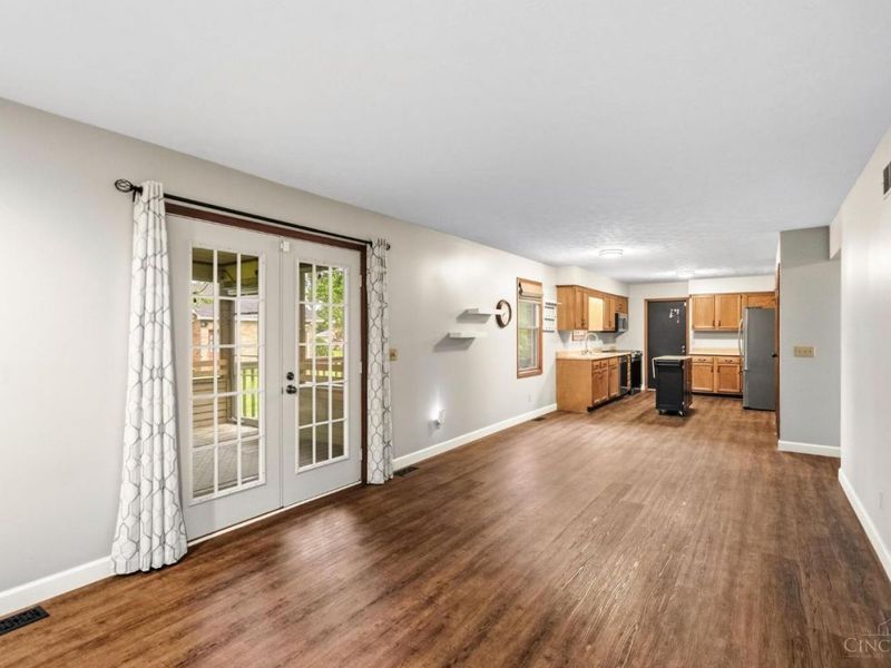 8334 Mary Beth Drive, West Chester, OH 45069 Photo 21