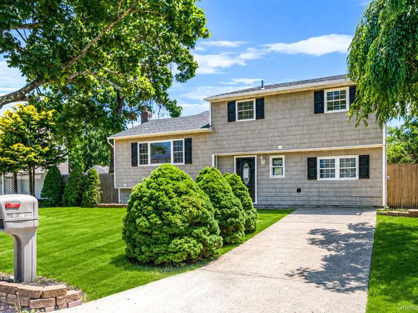 18 Lark Drive , Centereach, NY 11720