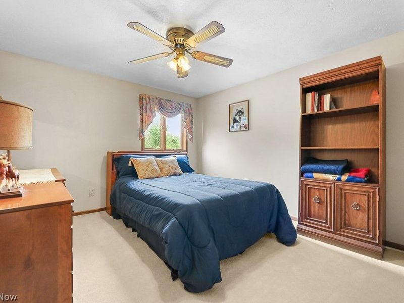 7075 Big Creek Parkway , Middleburg Heights, OH 44130 Photo 21