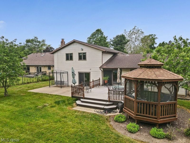 7075 Big Creek Parkway , Middleburg Heights, OH 44130 Photo 38