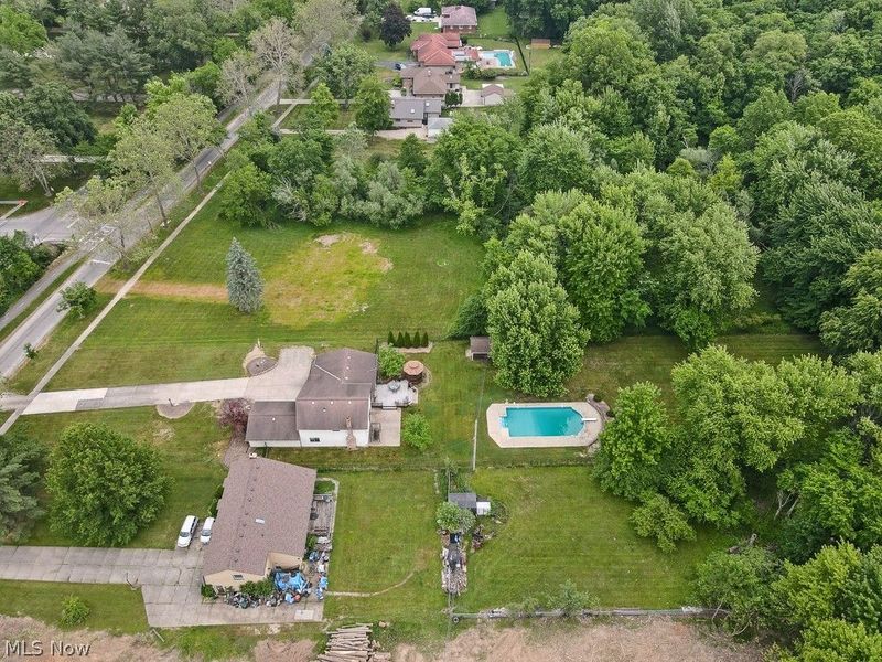 7075 Big Creek Parkway , Middleburg Heights, OH 44130 Photo 43