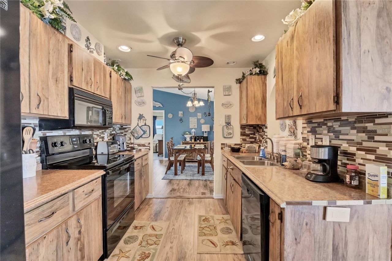 2339 Lake View Boulevard, Port Charlotte, FL 33948 Photo