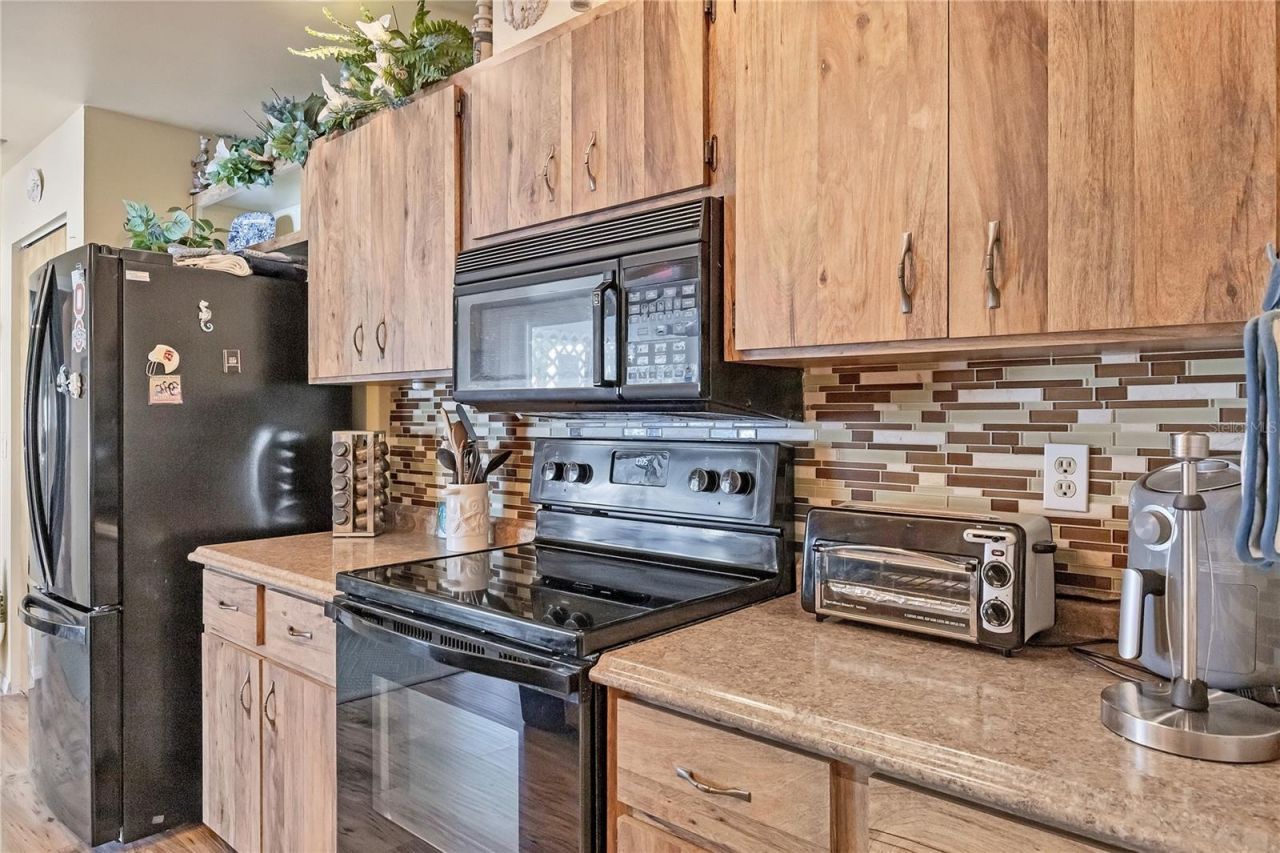 2339 Lake View Boulevard, Port Charlotte, FL 33948 Photo