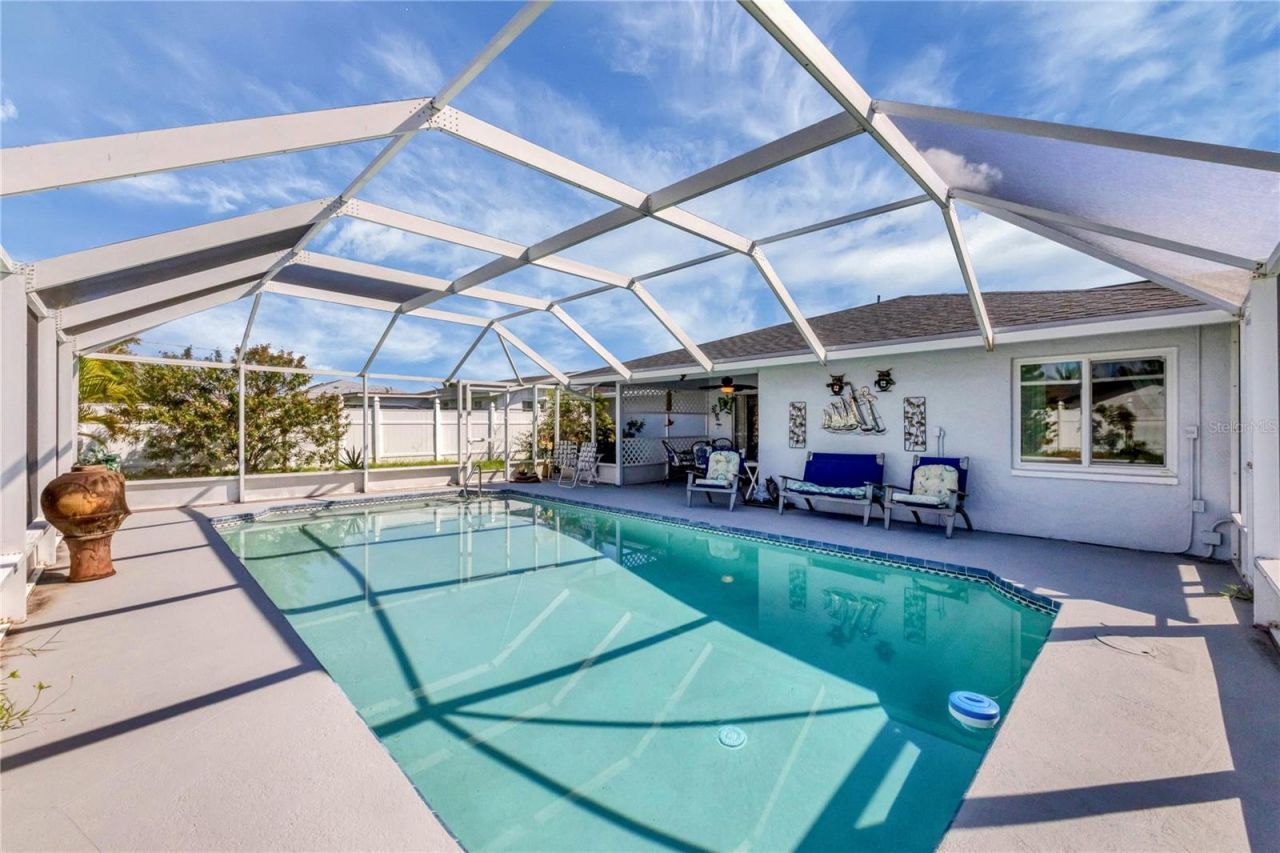 2339 Lake View Boulevard, Port Charlotte, FL 33948 Photo