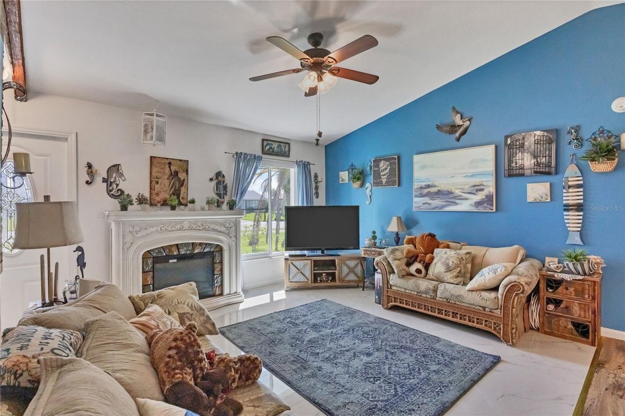2339 Lake View Boulevard, Port Charlotte, FL 33948 Photo
