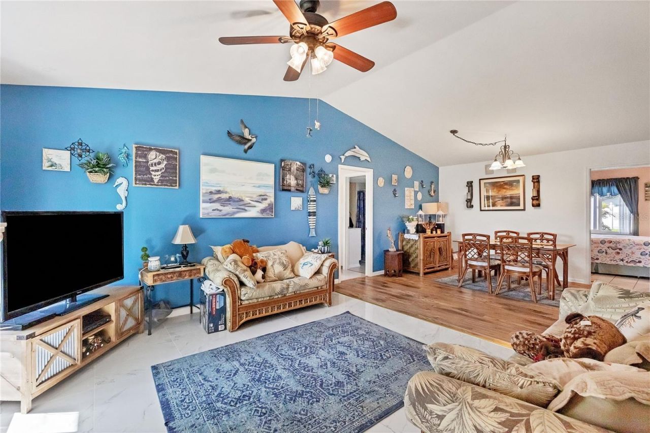 2339 Lake View Boulevard, Port Charlotte, FL 33948 Photo
