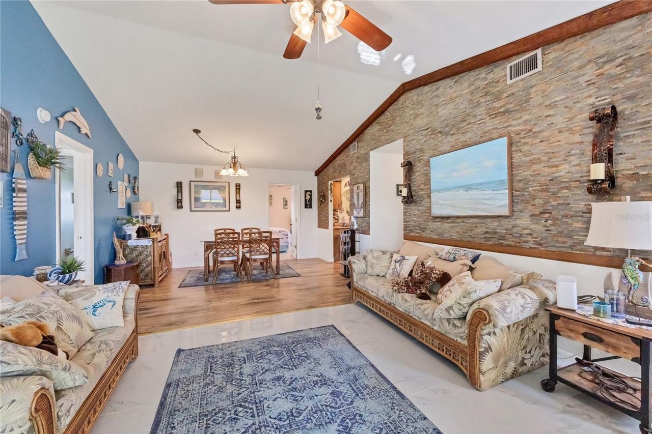 2339 Lake View Boulevard, Port Charlotte, FL 33948 Photo