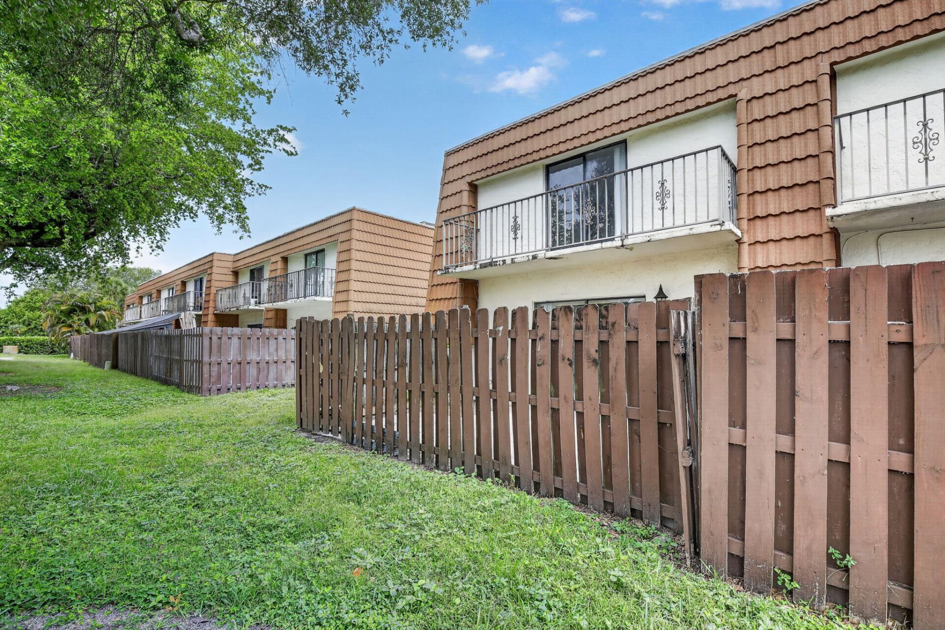 11556 NW 1st Street, Plantation, FL 33325 Photo
