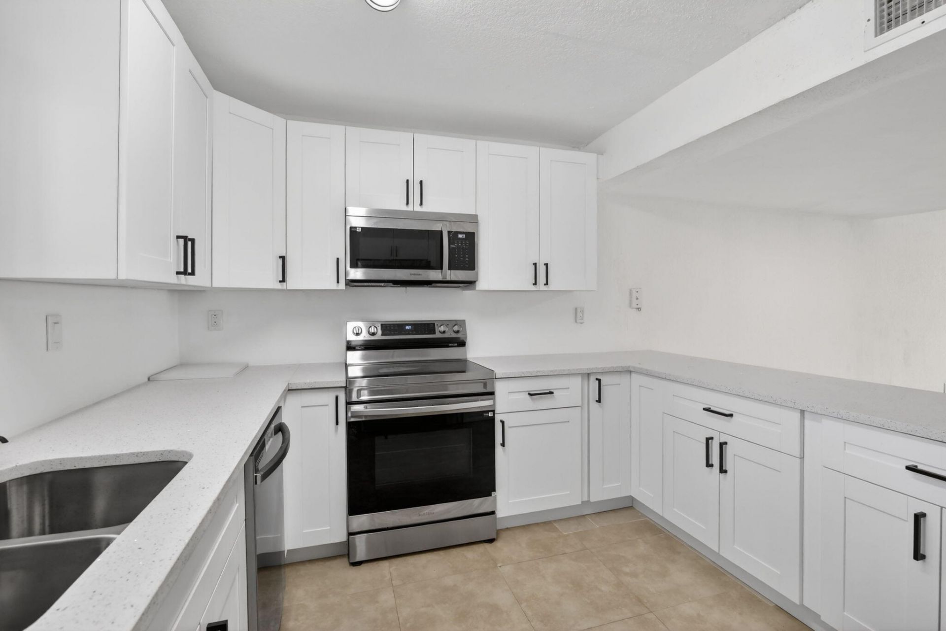 11556 NW 1st Street, Plantation, FL 33325 Photo