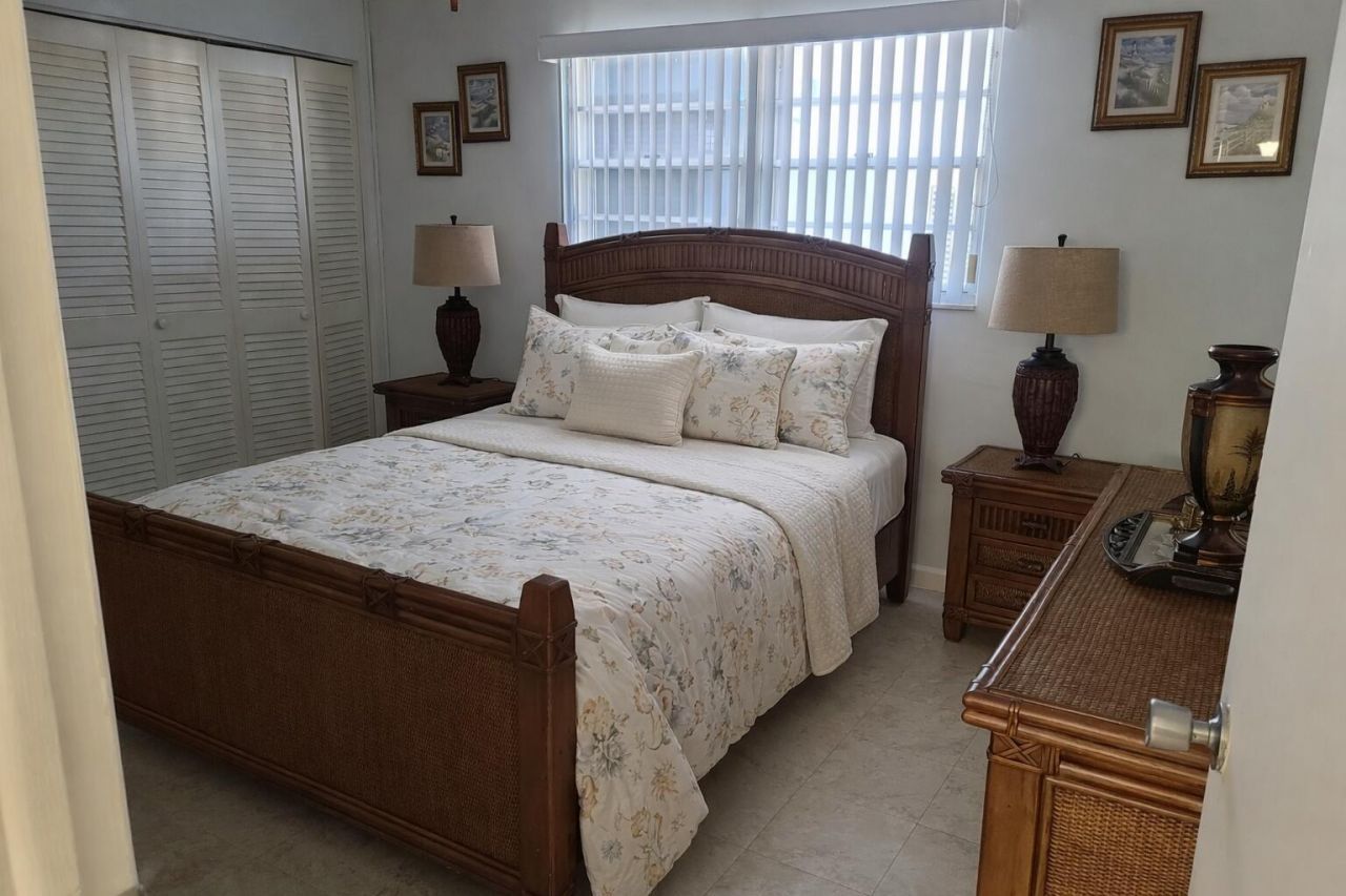 120 Lehane Terrace, Unit 109, North Palm Beach, FL 33408 Photo
