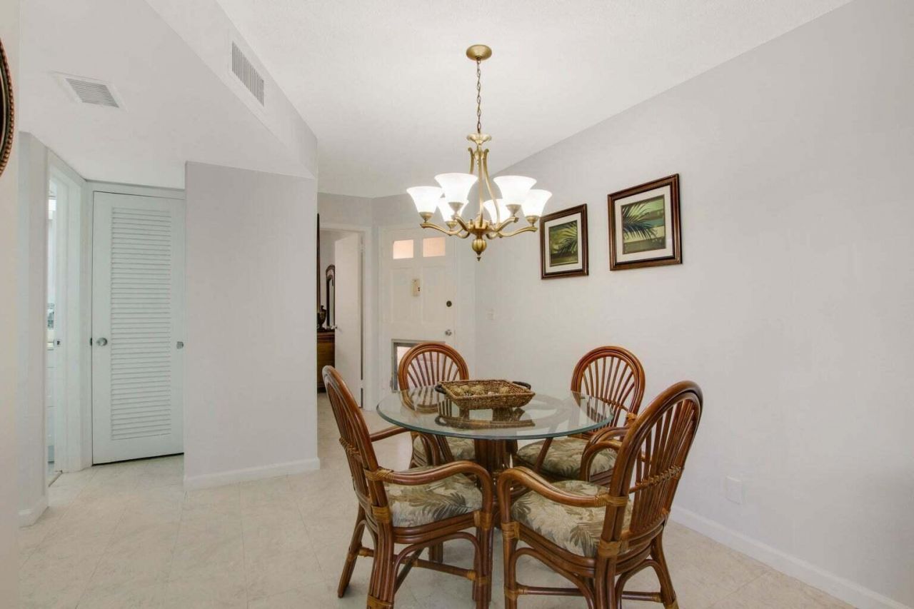 120 Lehane Terrace, Unit 109, North Palm Beach, FL 33408 Photo