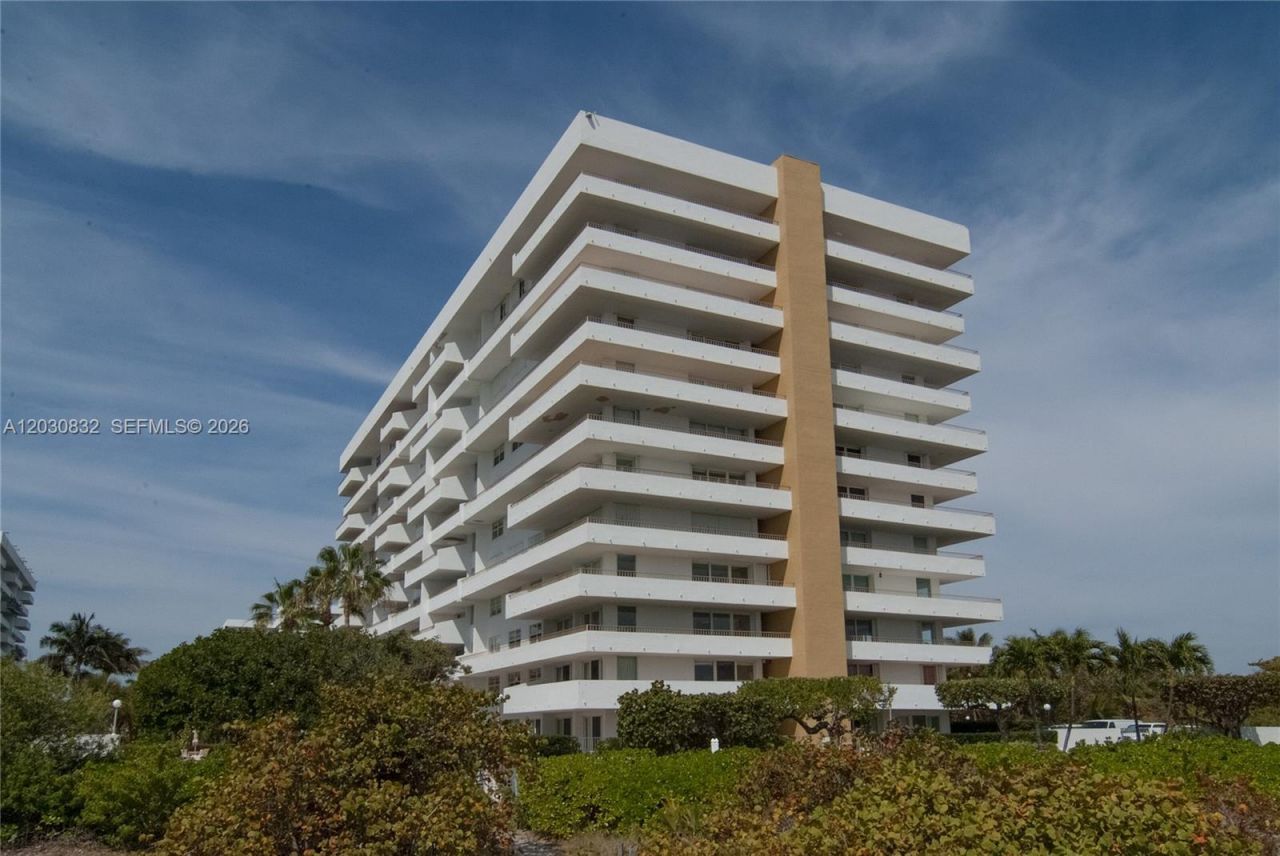 155 Ocean Lane Dr, Unit 403, Key Biscayne, FL 33149 Photo