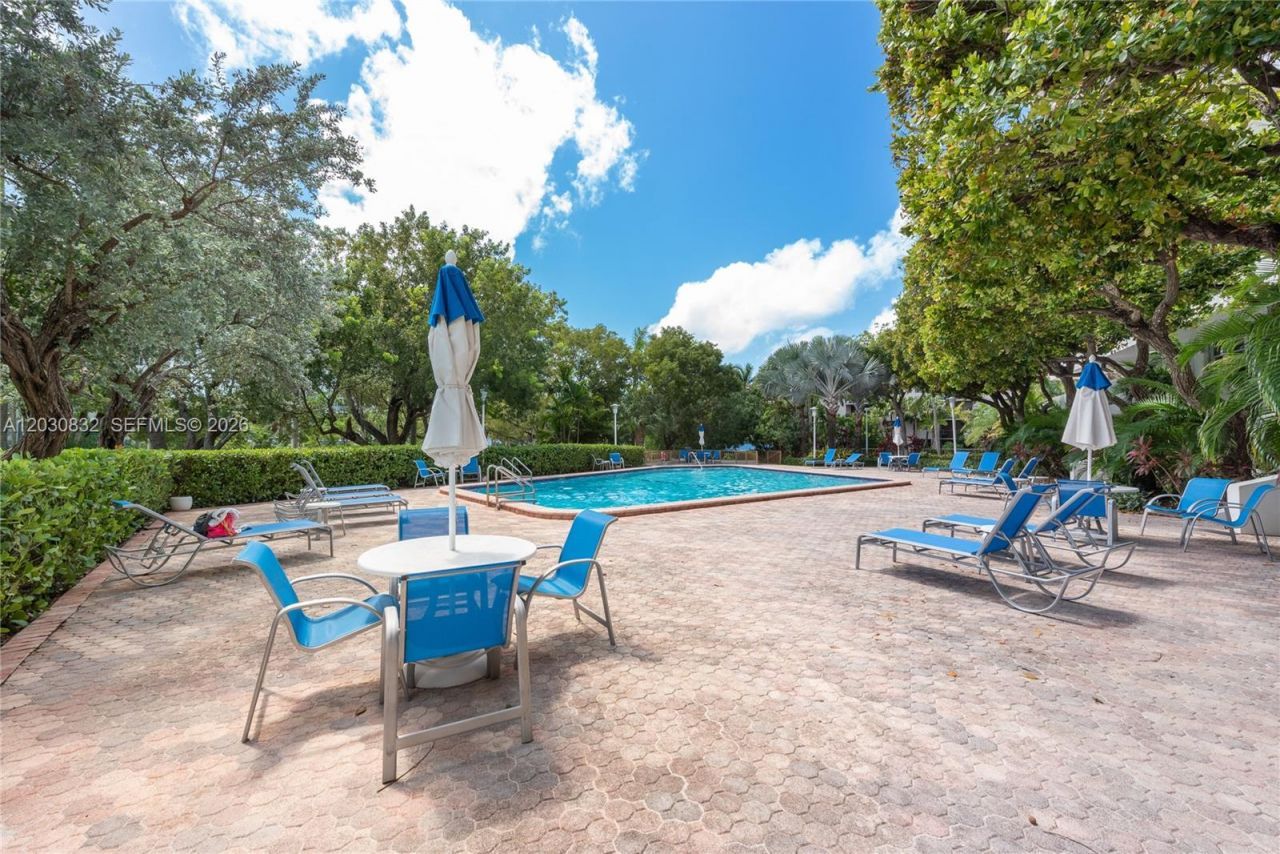 155 Ocean Lane Dr, Unit 403, Key Biscayne, FL 33149 Photo