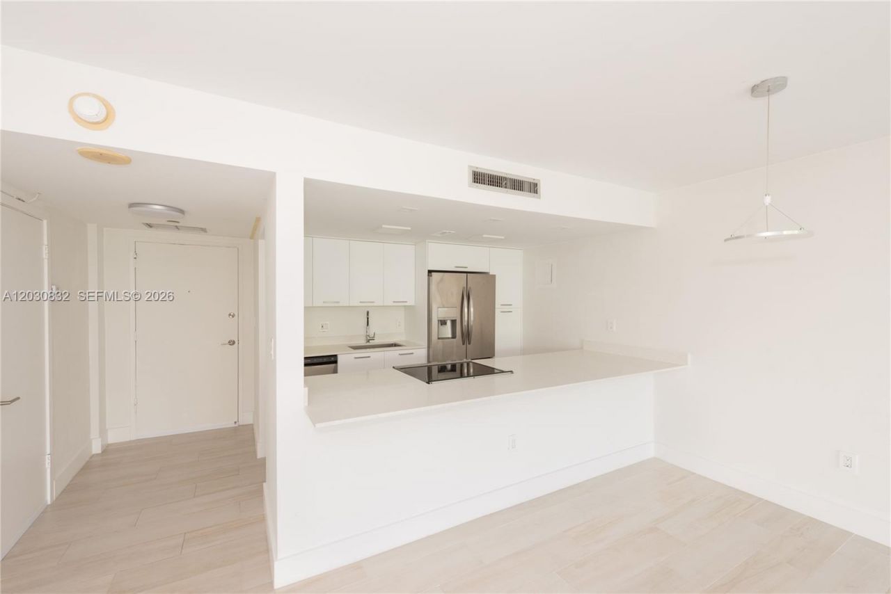 155 Ocean Lane Dr, Unit 403, Key Biscayne, FL 33149 Photo