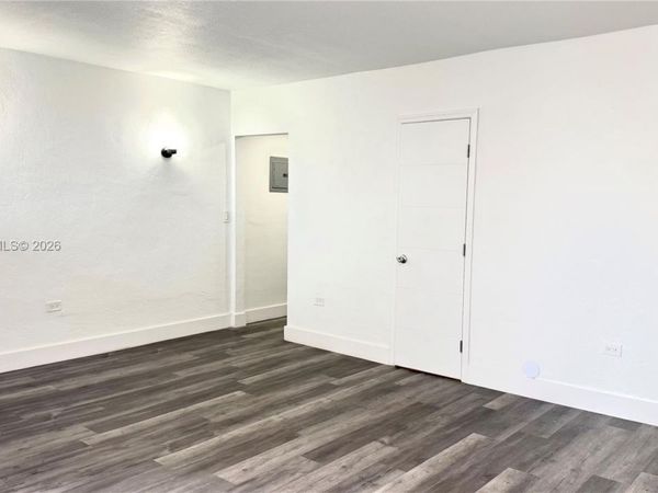 7619 Abbott Ave , Unit 9, Miami Beach, FL 33141