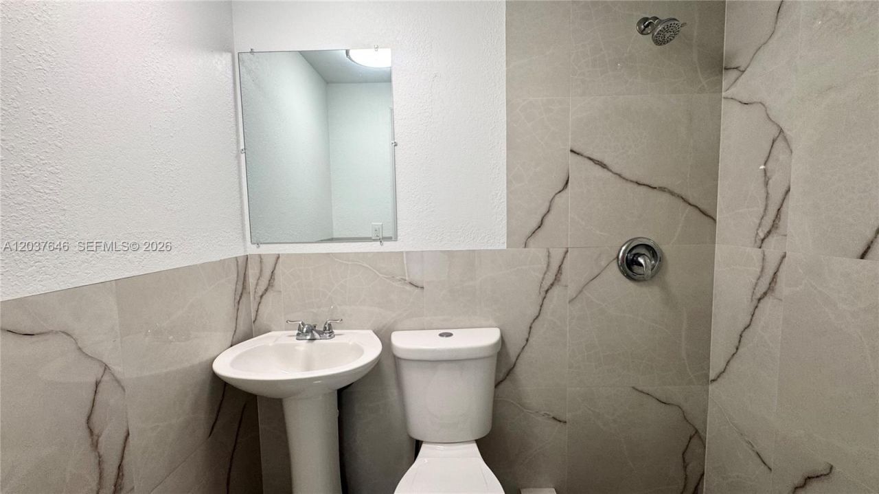 7619 Abbott Ave , Unit 9, Miami Beach, FL 33141 Photo