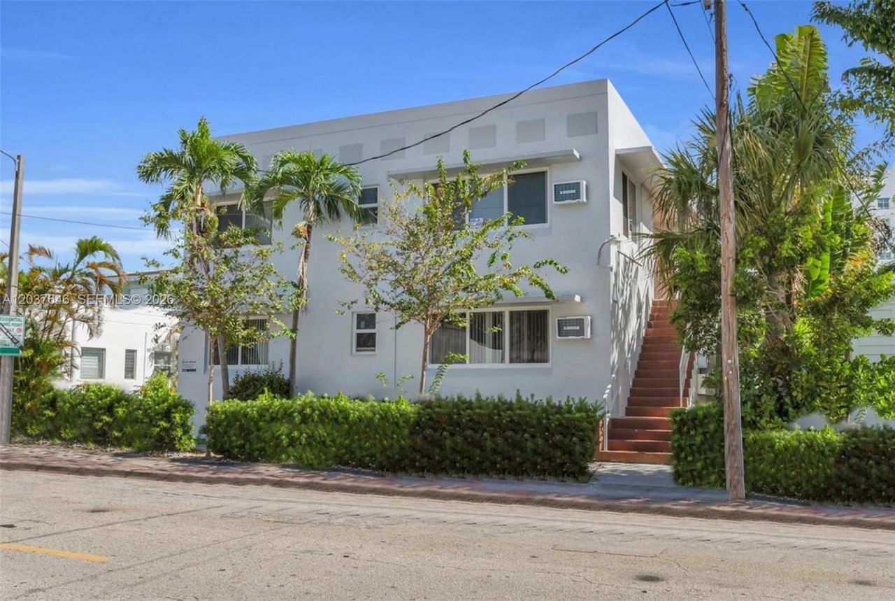 7619 Abbott Ave , Unit 9, Miami Beach, FL 33141 Photo