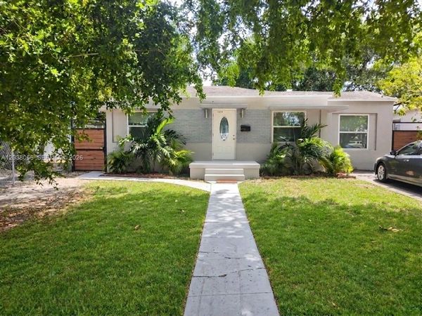 2434 Polk St , Hollywood, FL 33020