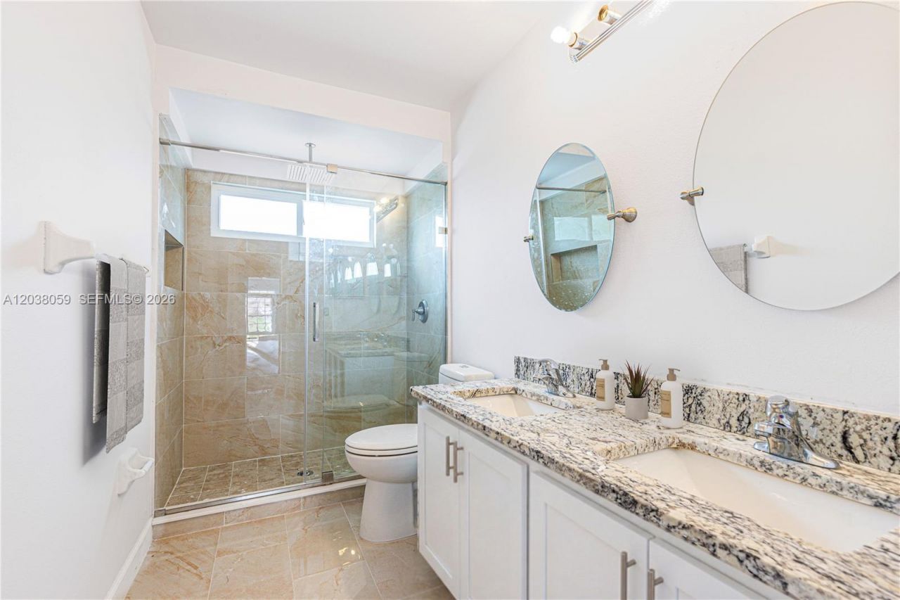 2252 Wyndam Way, Kissimmee, FL 34743 Photo