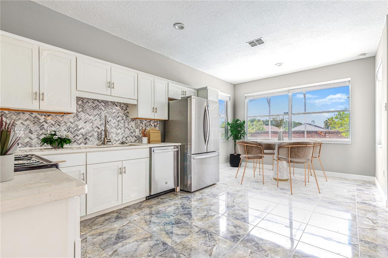 2252 Wyndam Way, Kissimmee, FL 34743 Photo