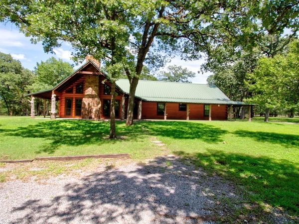 1466 Pearce Street, Collinsville, TX 76233