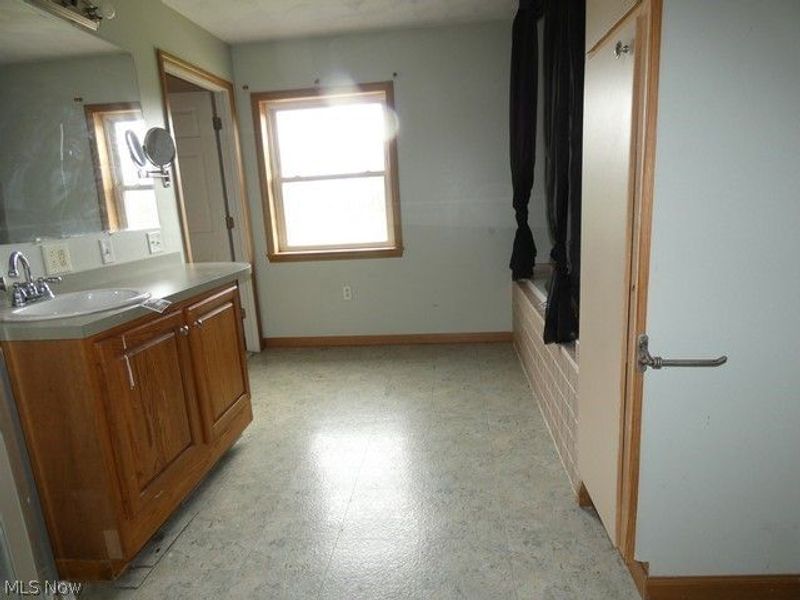 409 2nd Street , Bethesda, OH 43719 Photo 14