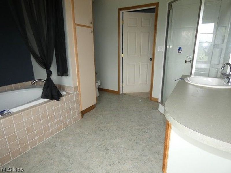 409 2nd Street , Bethesda, OH 43719 Photo 16