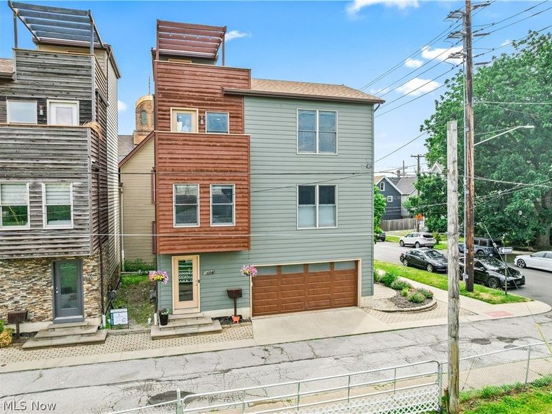 2307 Thurman Avenue , Cleveland, OH 44113 Photo 1