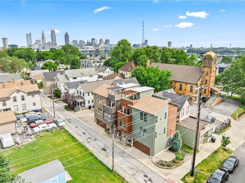 2307 Thurman Avenue , Cleveland, OH 44113 Photo 7