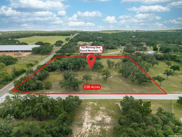 762 MORNING DEW DR, Round Mountain, TX 78663
