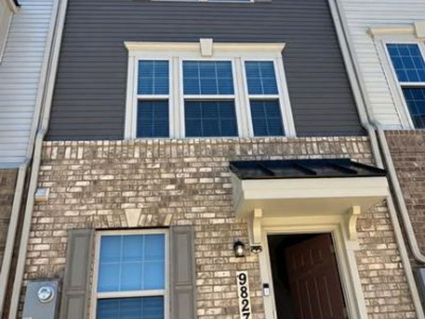 9827 Posterity Ln, Montgomery Village, MD 20886 Main Photo