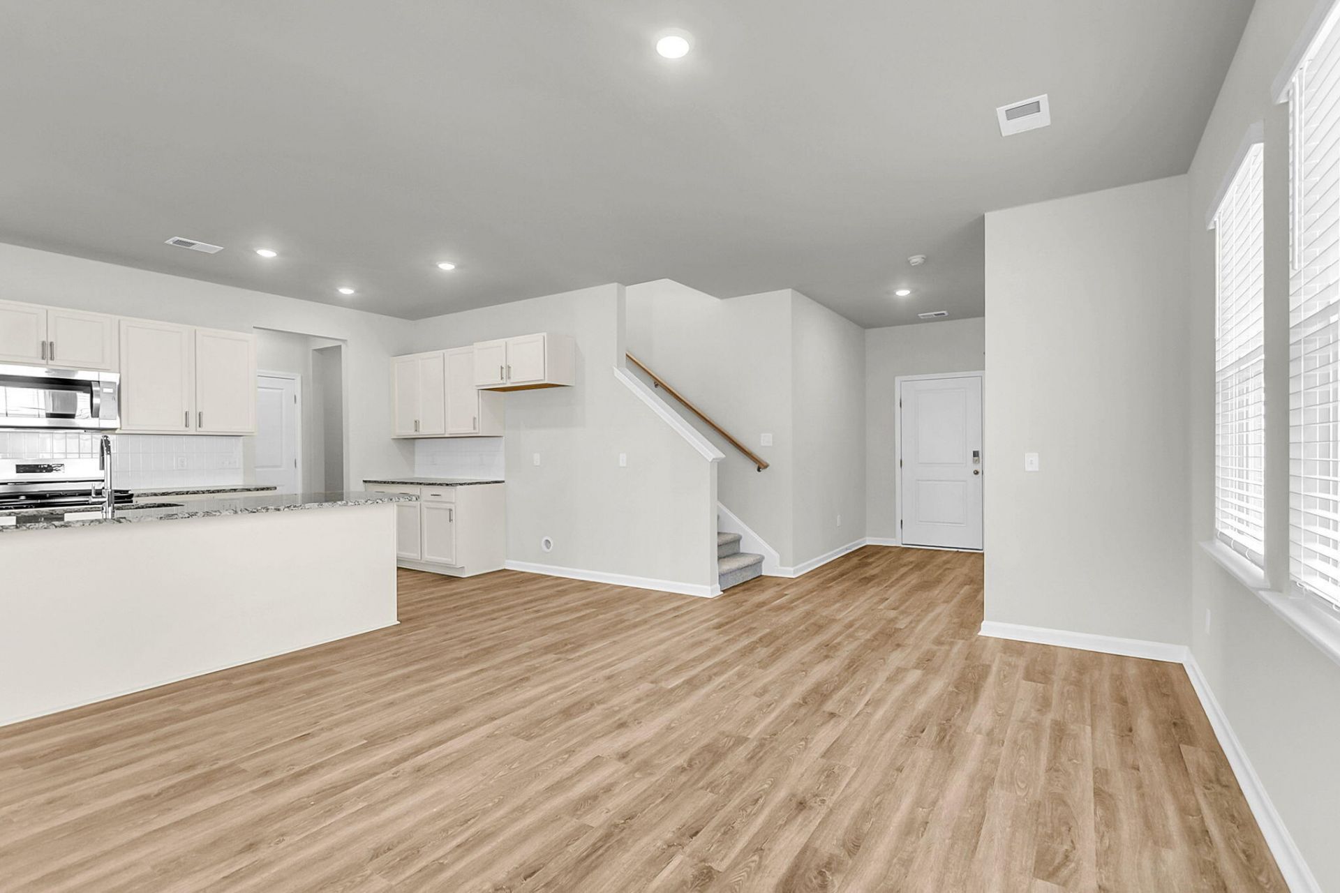 228 Hungerford Drive Photo 10
