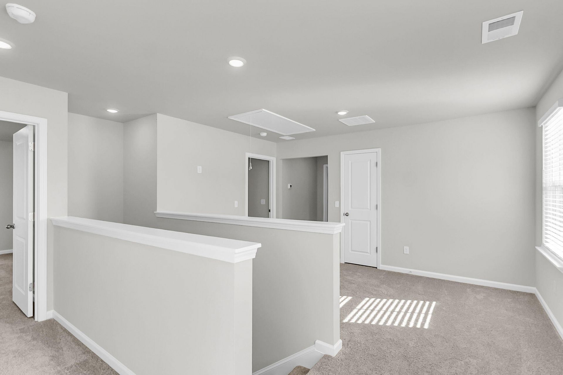 228 Hungerford Drive Photo 32