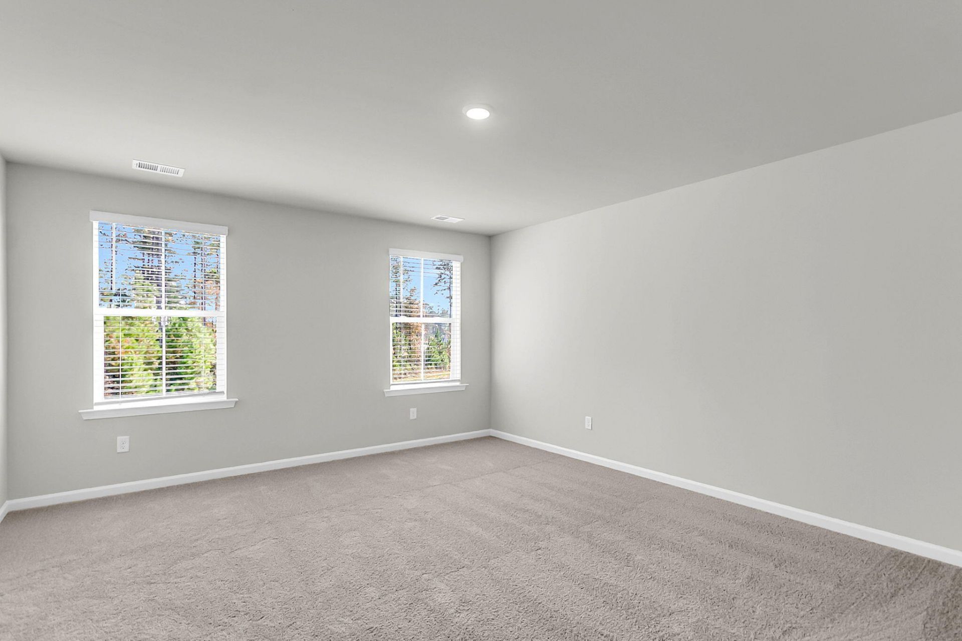 228 Hungerford Drive Photo 35