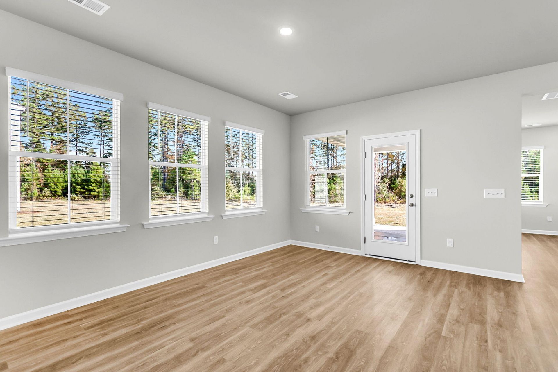 228 Hungerford Drive Photo 9
